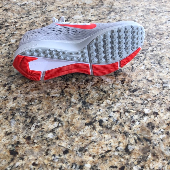Nike Zoom Winflo 5 OS2410122 - Picture 5 of 5